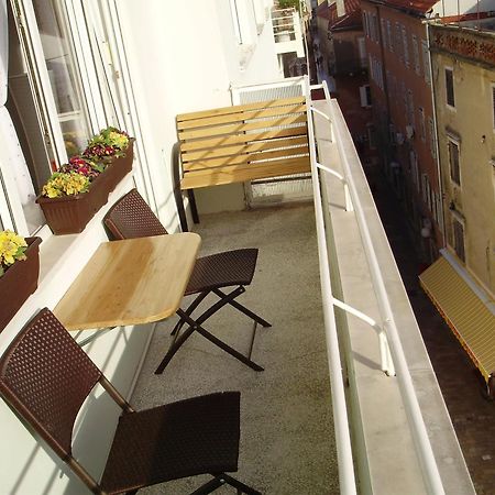 City Center Accommodation Zadar Ngoại thất bức ảnh